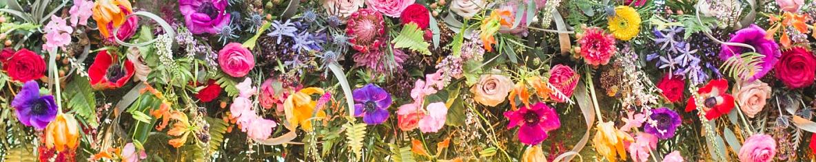 Gorgeous Bold Summer Wedding Inspiration