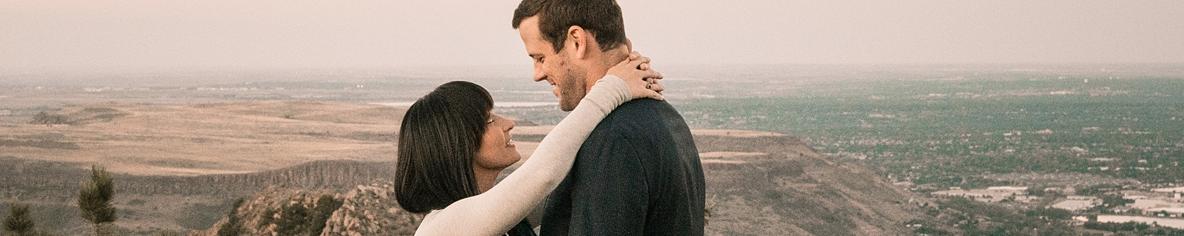 A Marvelous Lookout Mountain Engagement Session 