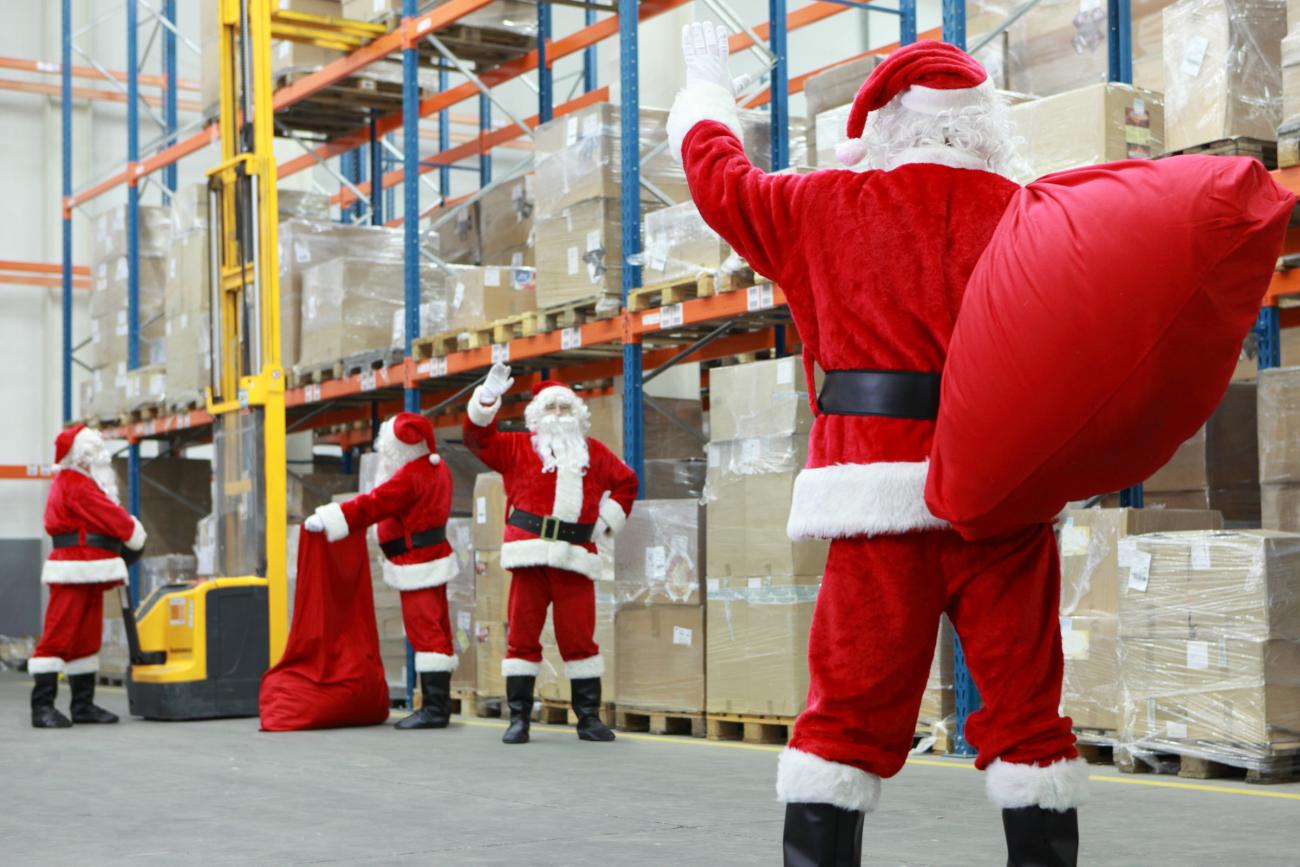 Funny Christmas Business Photos Santa Fulfillment