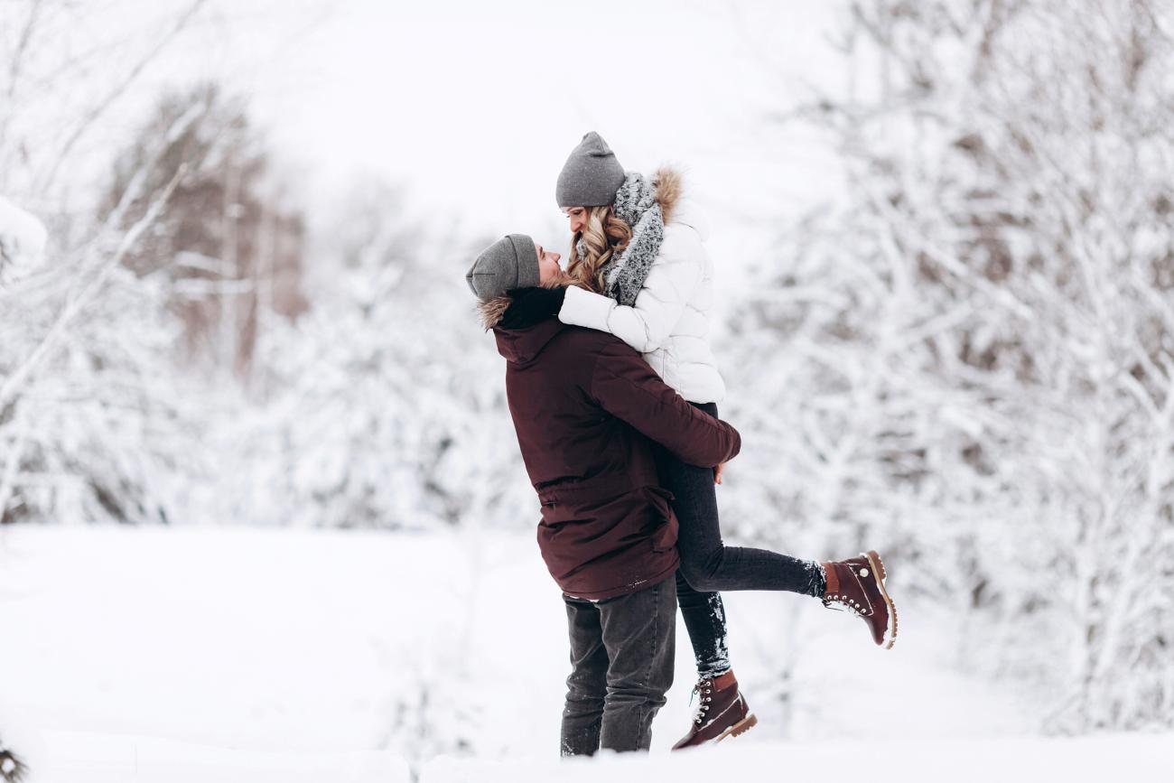 Engagement Photo Idea Winter Wonderland of Love