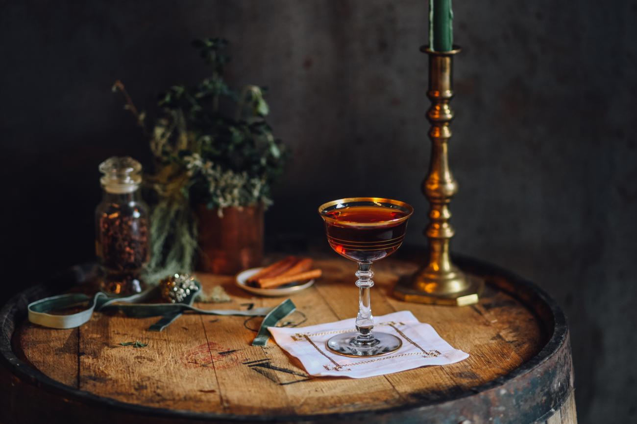 Fall Wedding Manhattan Whisky Cocktail