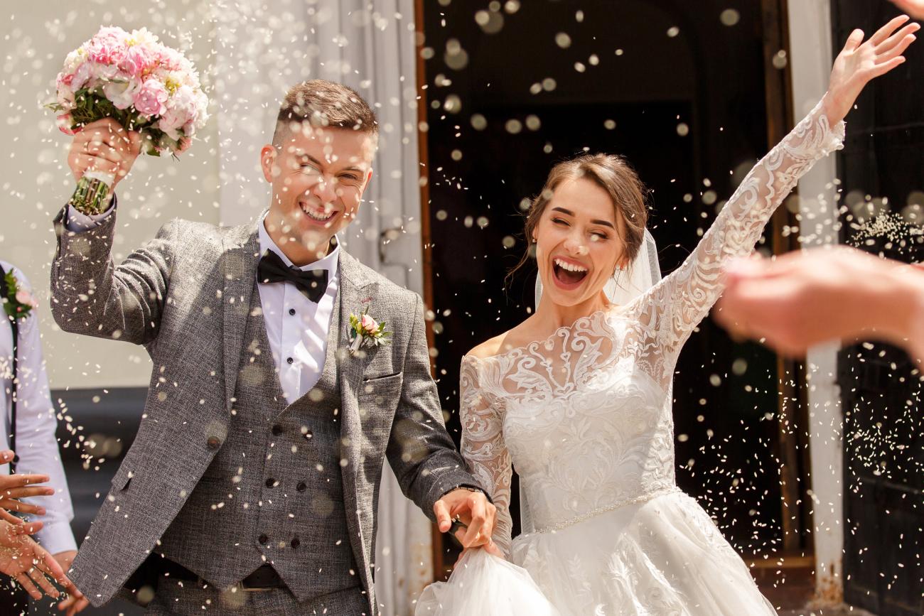 Fun wedding for couples