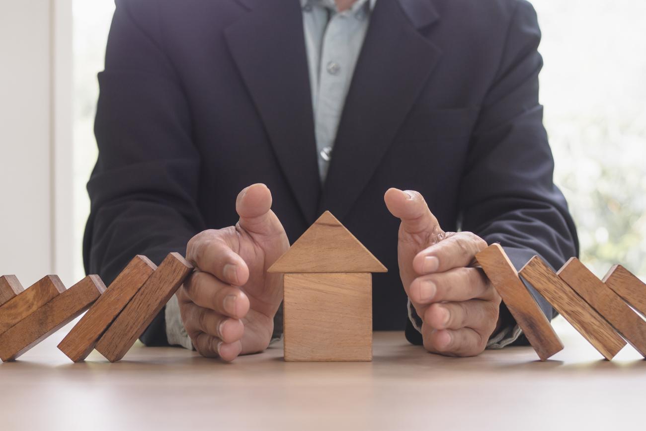 Protecting House - Watching housing trends