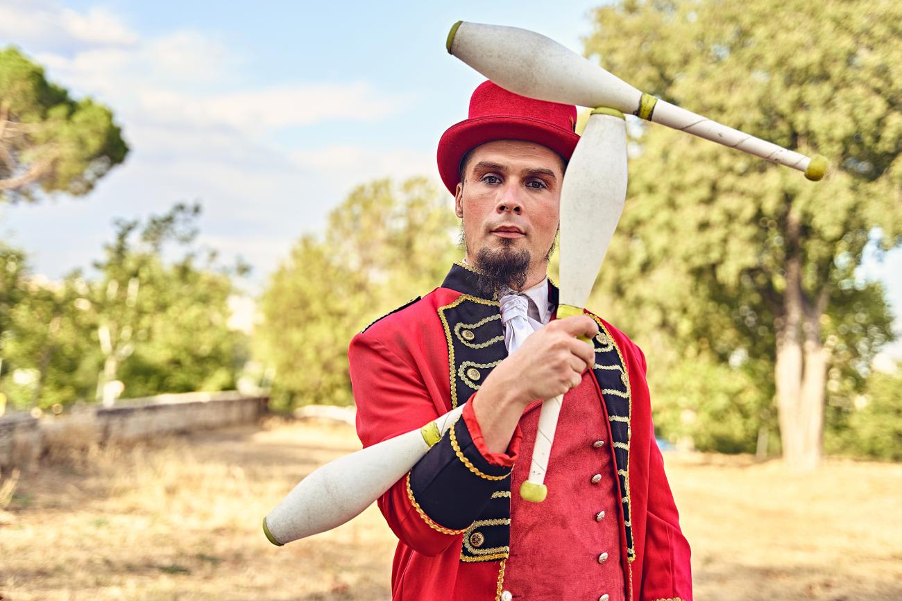 Wedding Circus Juggler