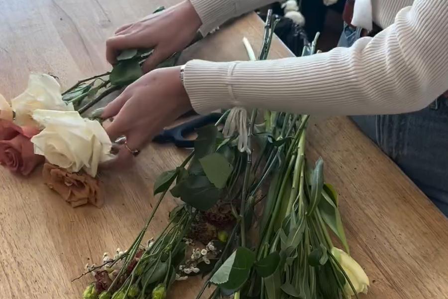 Prep your Flowers for a wildflower bouquet