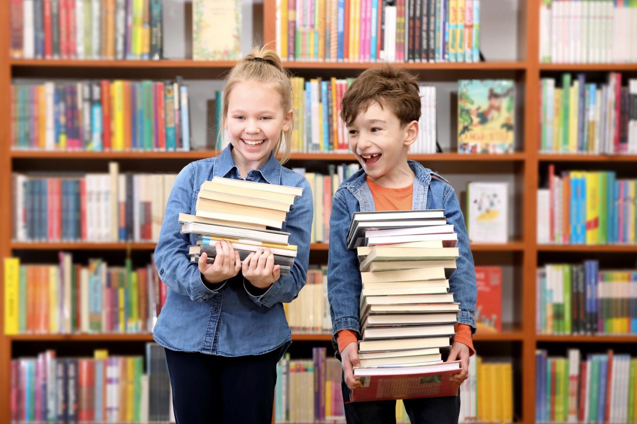 June Marketing - Summer Reading