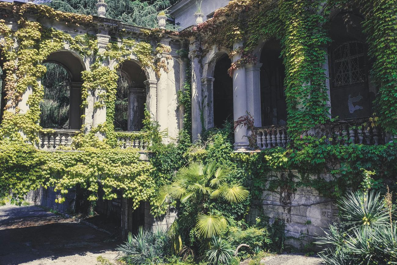 Bridgerton-inspired Wedding Venue