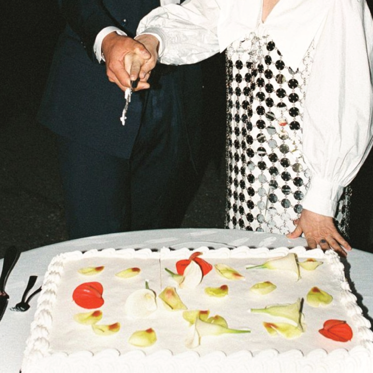 Rectangle Wedding Cakes are Practical