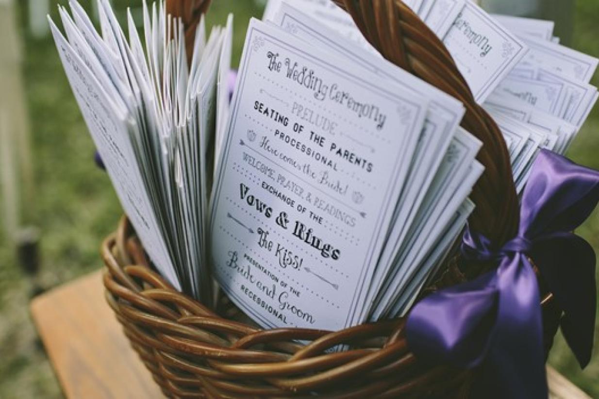 15 Summer Wedding Program Styles for YOUR wedding
