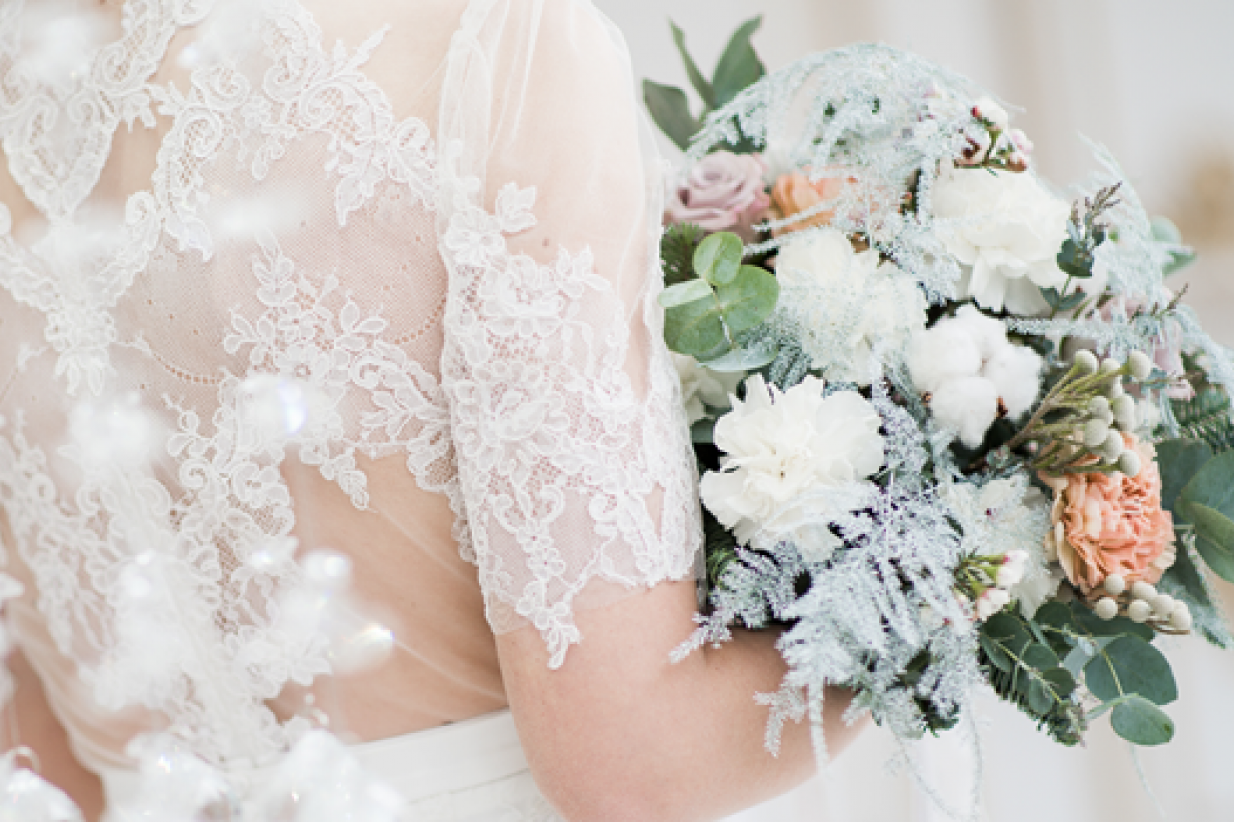 23 Floral Wedding Invitation Options for YOUR Wedding