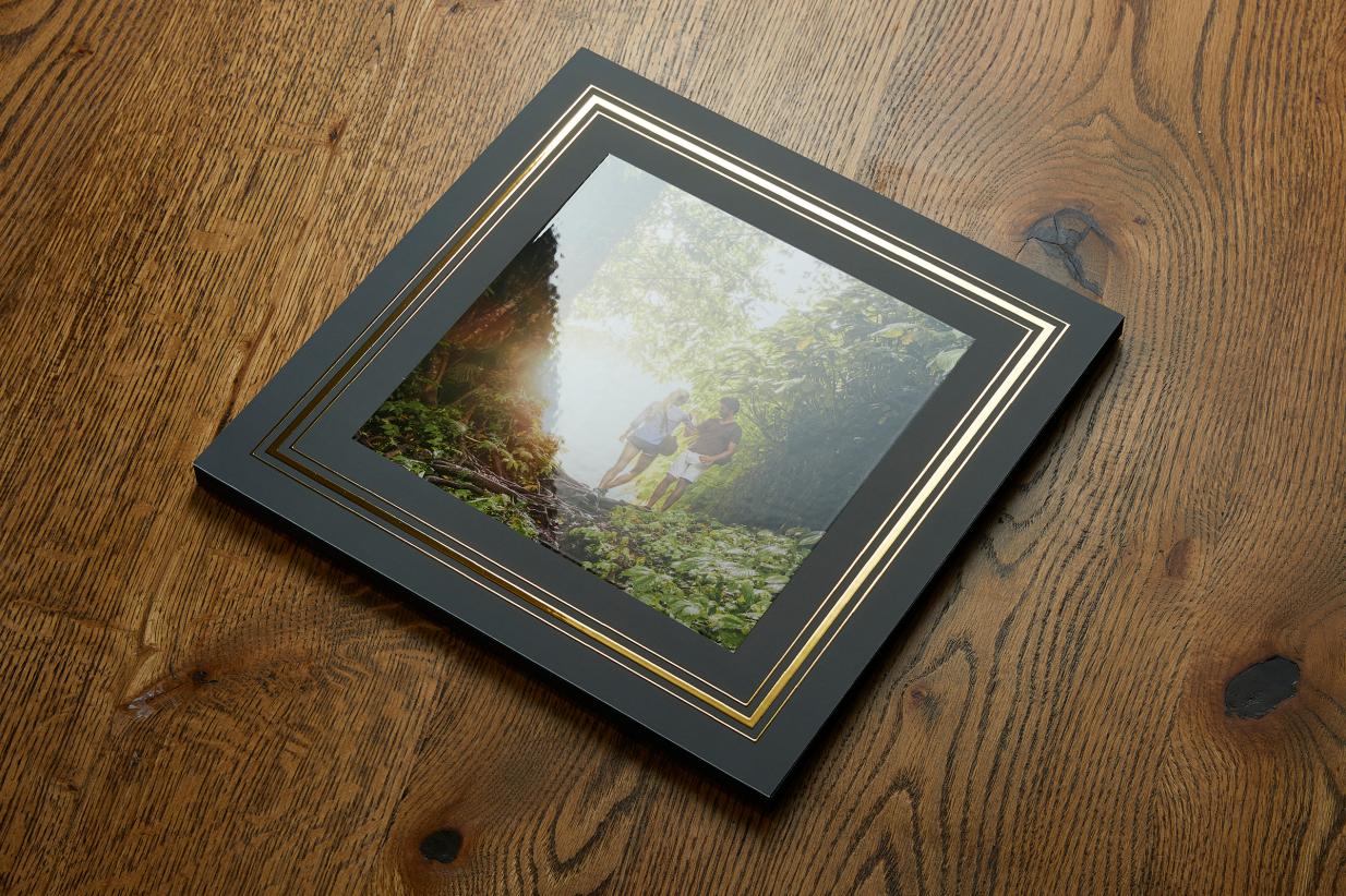 Luxe Finishes on a Fresco Photo Tile