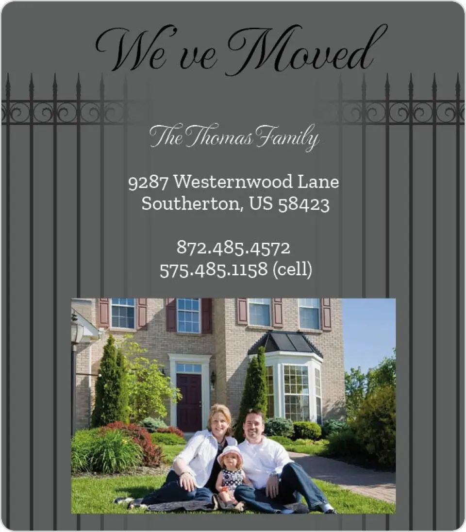 This is a 3½" x 4" Moving Announcement Magnet called Picket Fence, Grey Background printed in full color with a Luxe Satin finish