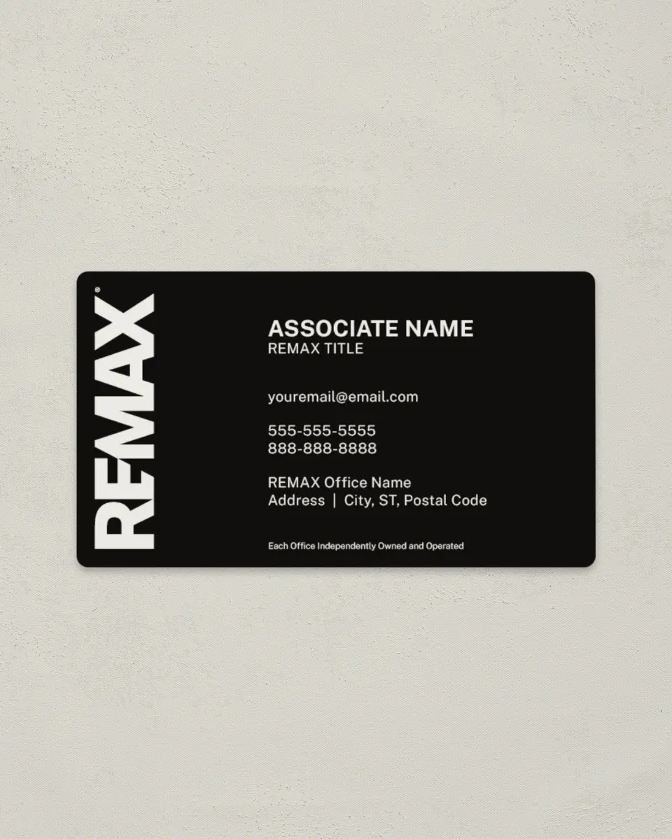 This is a 2" x 3½" Magnetic Business Card called REMAX Bold Contrast printed in full color with a Standard Gloss finish