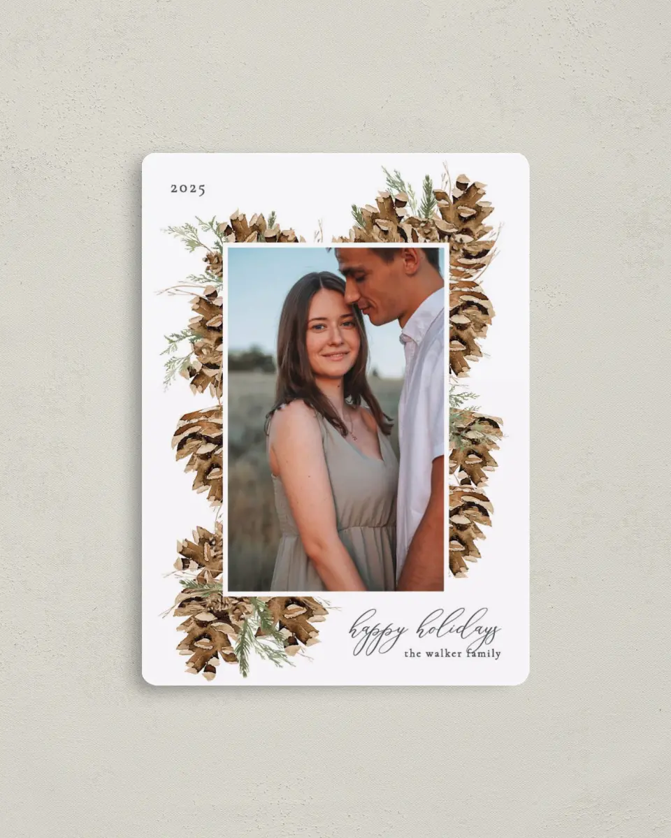 This is a 4" x 5½" Christmas Card called Garland Frame printed in full color with Silver foil and a Luxe Satin finish
