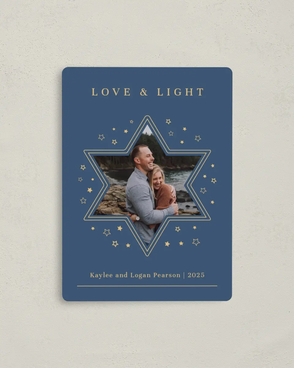 This is a 4" x 5½" Hanukkah Card called Graphic Star printed in full color with Silver foil and a Luxe Satin finish