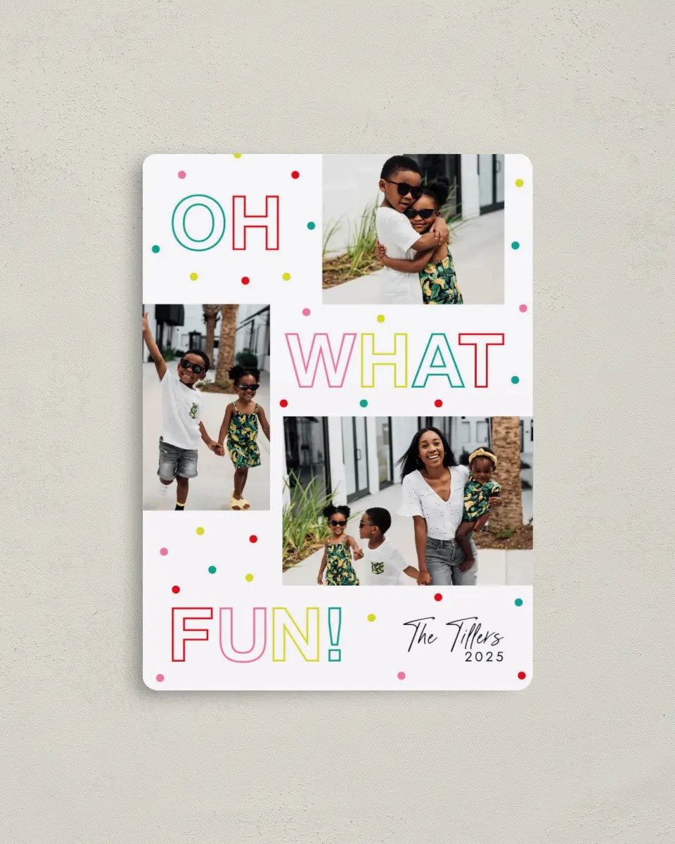 This is a 4" x 5½" Christmas Card called Vibrant Fun printed in full color with a Luxe Satin finish