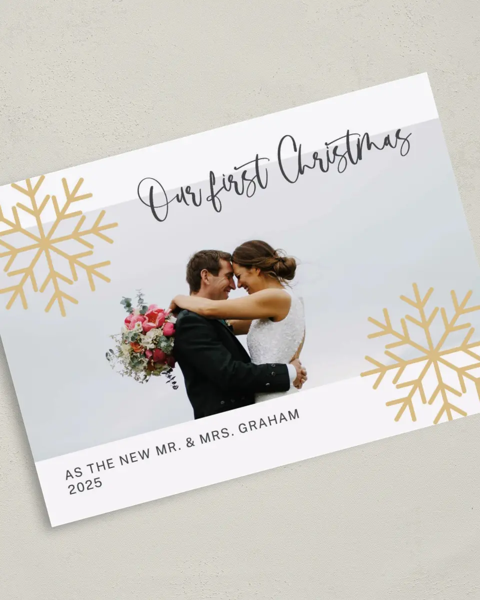 This is a 5" x 7" Christmas Card called Simply Snowy printed in full color with Gold foil on Soft Suede (coated) paper