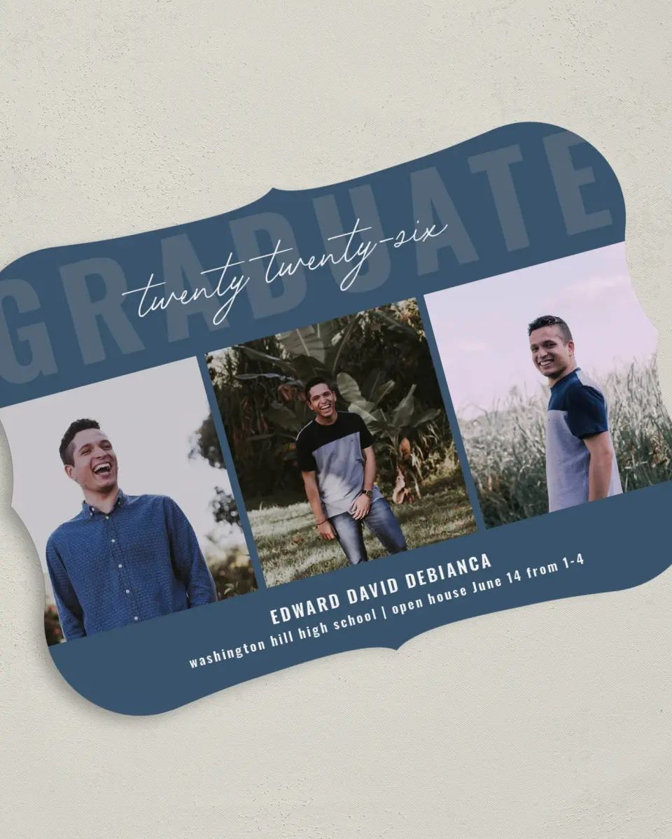 This is a 5" x 7" Graduation Announcement Card called I Did It! printed in full color on Premium Smooth paper
