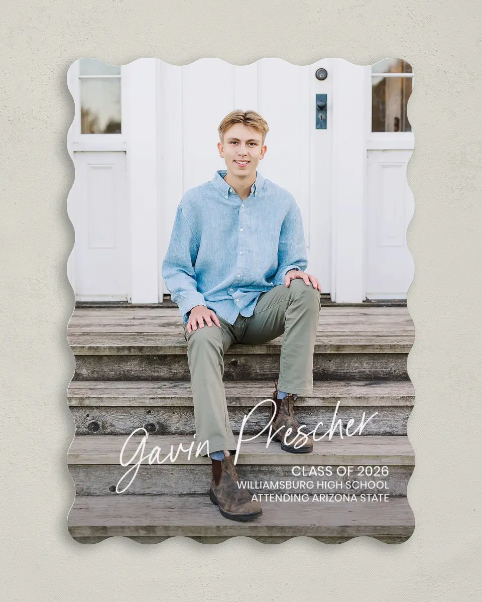 This is a 5" x 7" Graduation Announcement Card called Simple Grad printed in full color on Premium Smooth paper