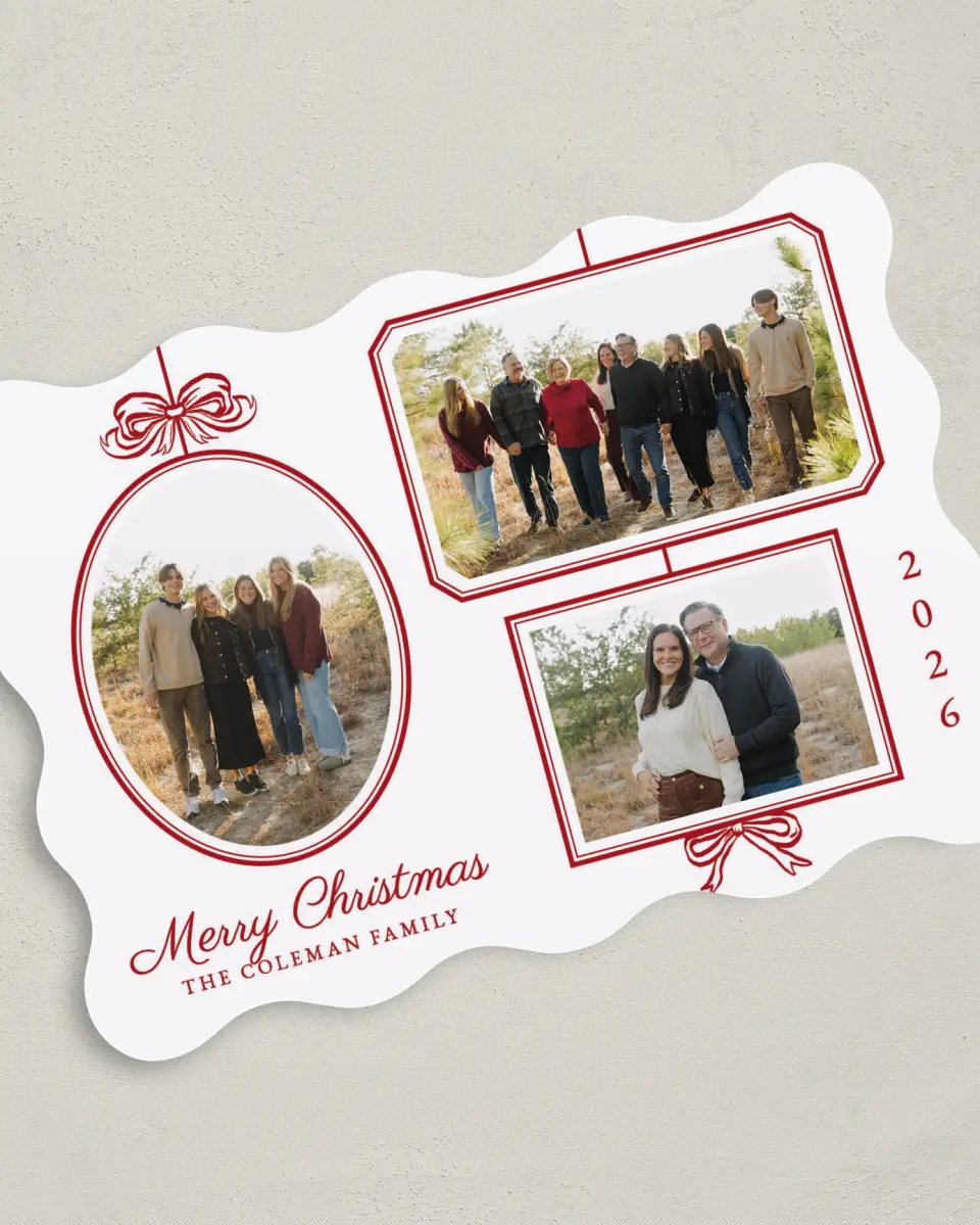 This is a 5" x 7" Christmas Card called Framed Gallery printed in full color on Premium Smooth paper