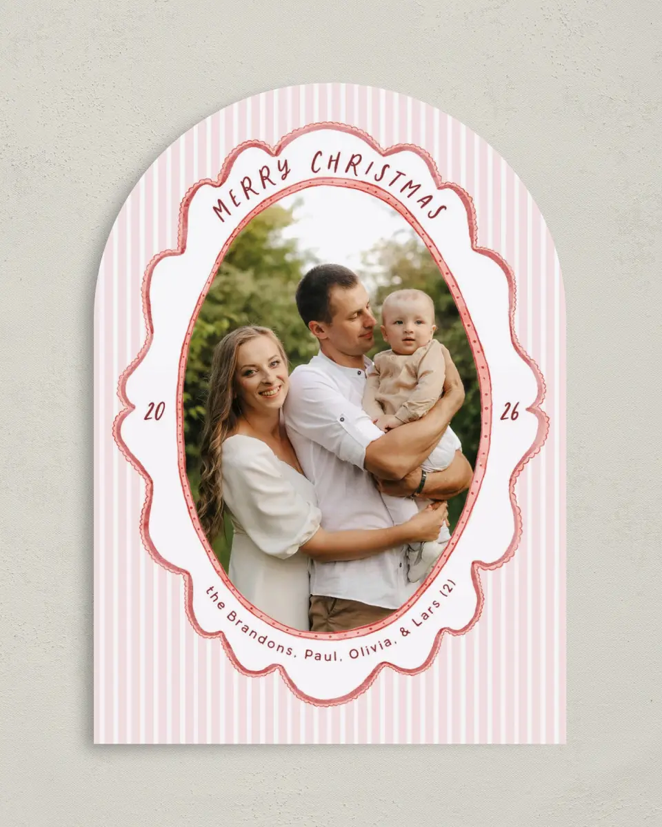 This is a 5" x 7" Christmas Card called Vintage Scallop printed in full color on Premium Smooth paper