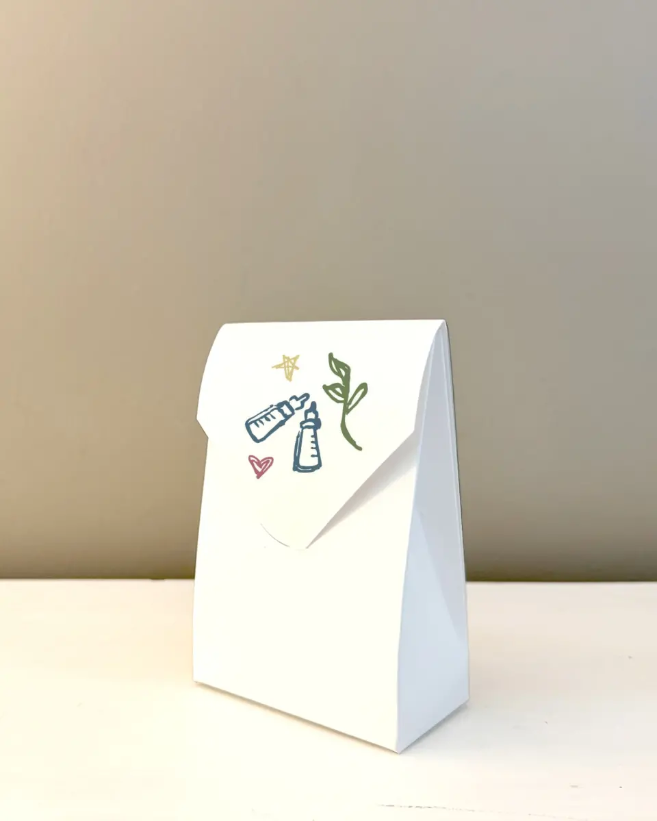 This is a 3.5" x 5.5" Wedding Favor Boxe called Dainty Delight printed in full color with Gold foil