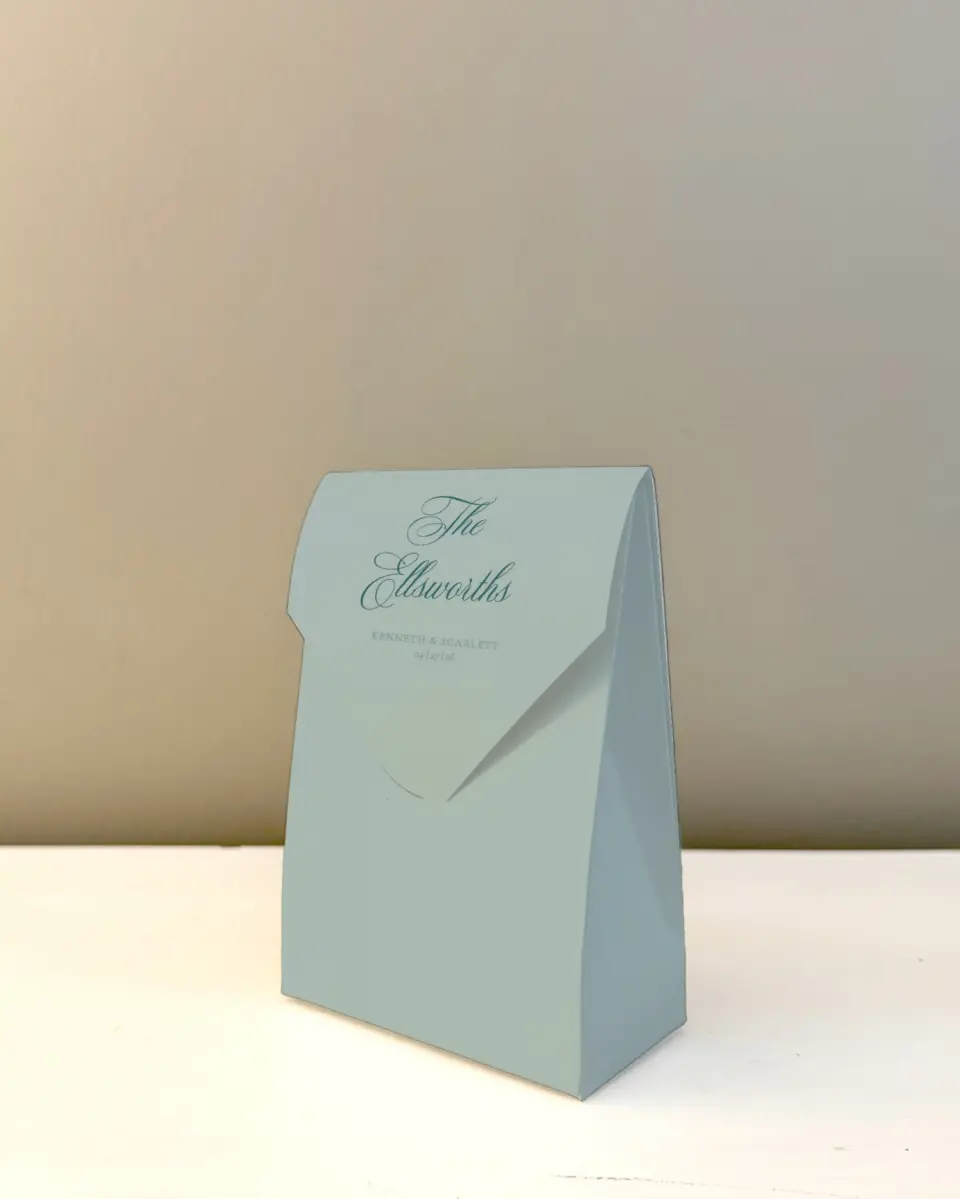 This is a 3.5" x 5.5" Wedding Favor Boxe called Delicate Vintage printed in full color with Rose Gold foil