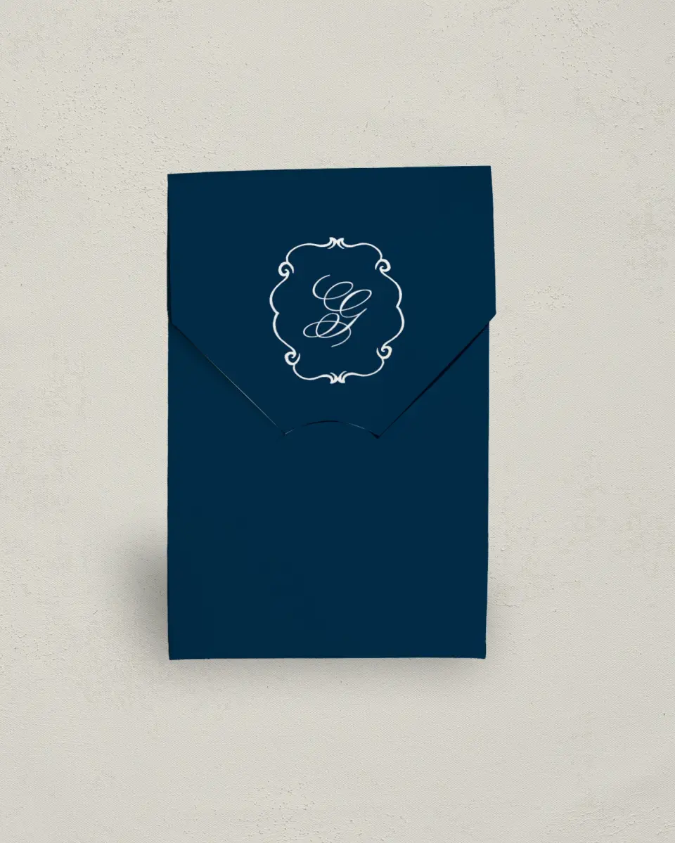 This is a 3.5" x 5.5" Wedding Favor Boxe called Heirloom Crest printed in full color with Gold foil