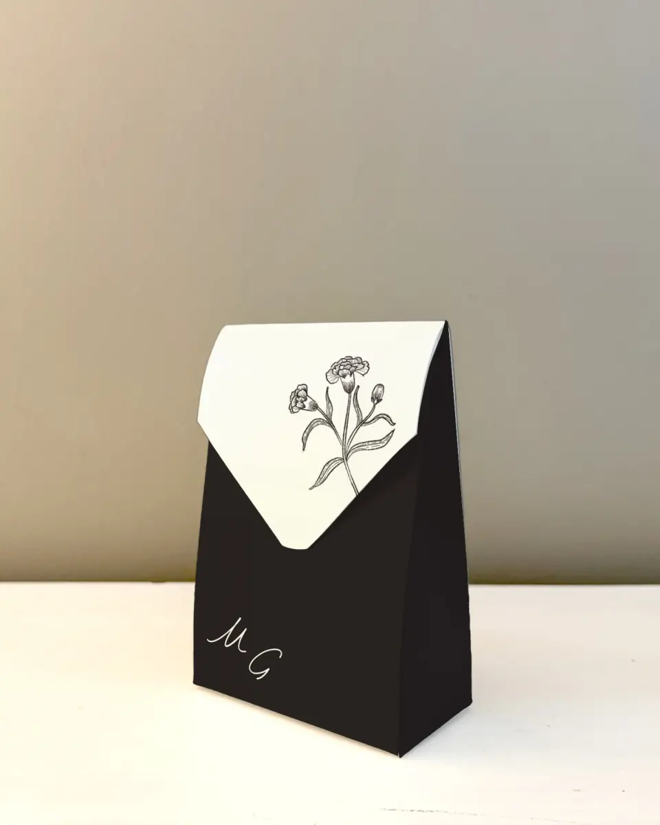 This is a 3.5" x 5.5" Wedding Favor Boxe called Opulent Endearment printed in full color with Gold foil