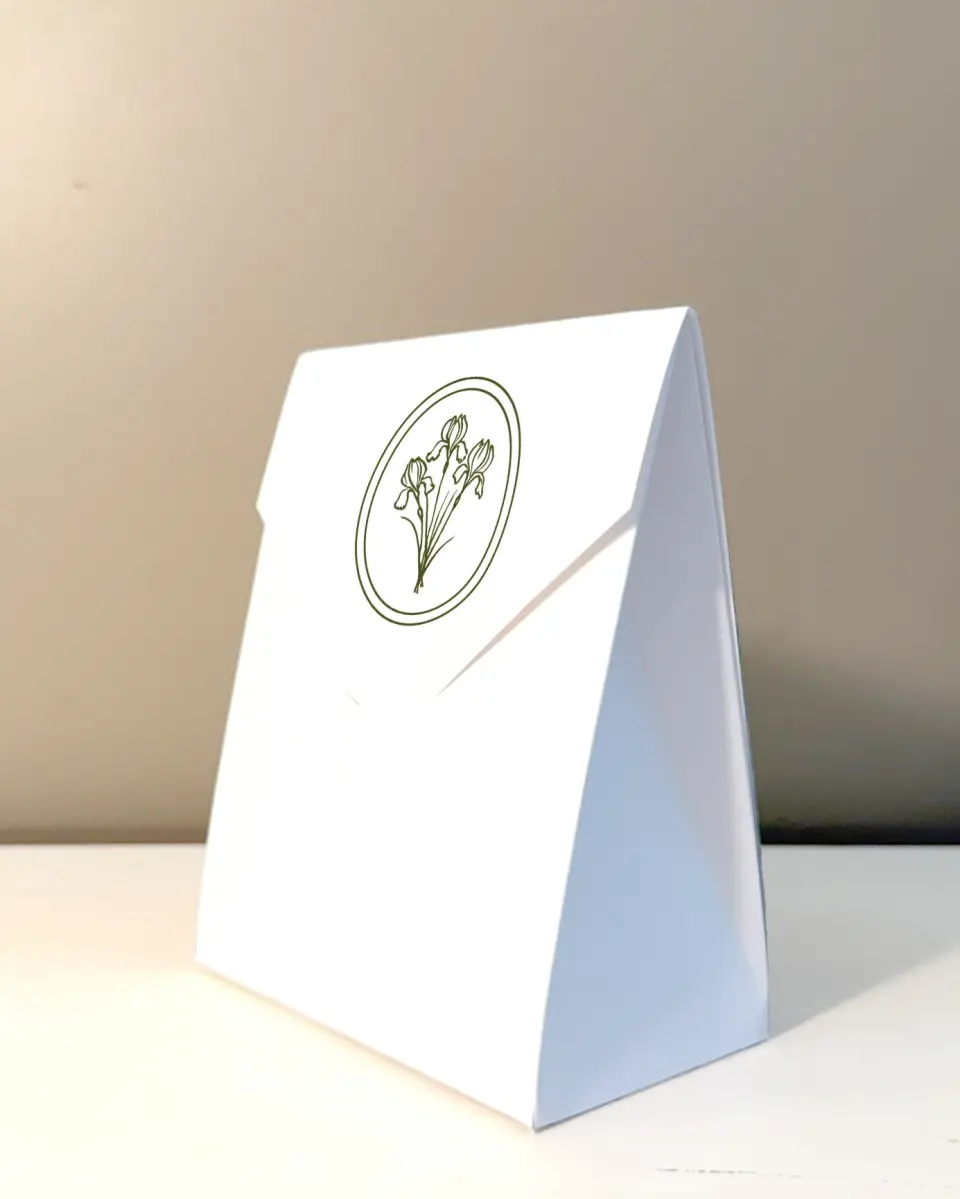 This is a 5" x 7" Wedding Favor Boxe called The Georgia printed in full color with Rose Gold foil