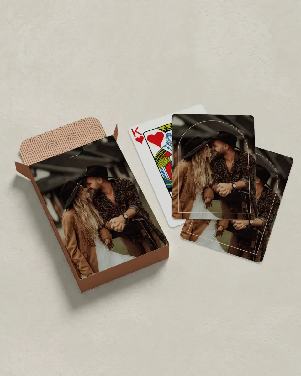 This is a 2.7" x 3.6" box; 2.5" x 3.5" card Wedding Playing Card called Mod Miss printed in full color