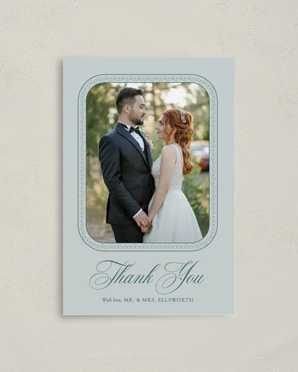 This is a 4" x 6" Folded Thank You Card called Delicate Vintage printed in full color on Premium Smooth paper