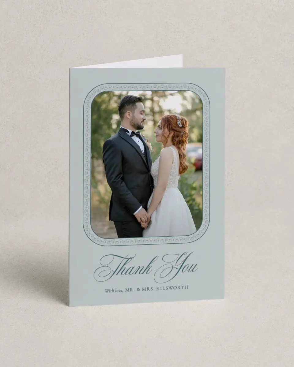 This is a 4" x 6" Folded Thank You Card called Delicate Vintage printed in full color on Premium Smooth paper