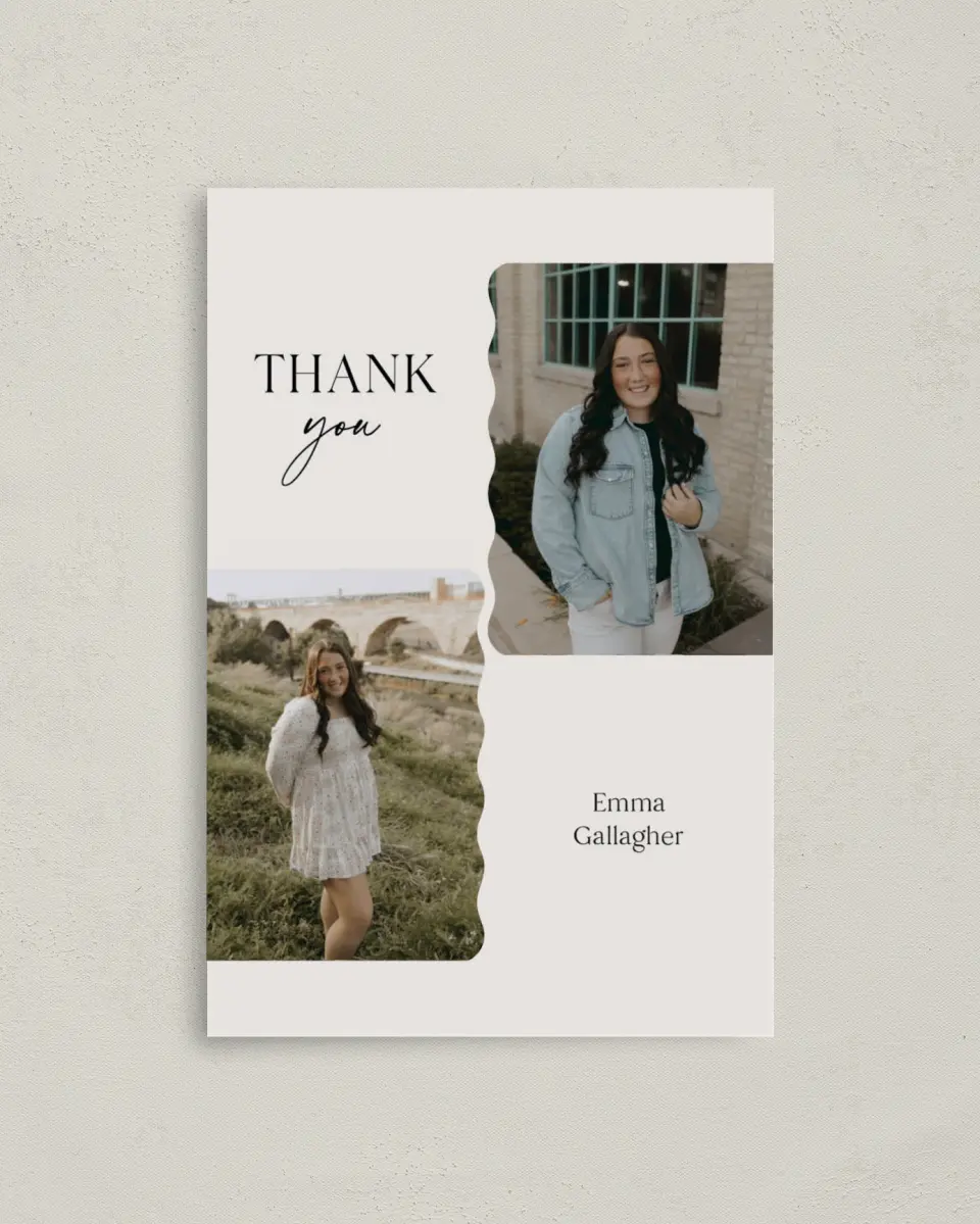 This is a 4" x 6" Folded Graduation Thank You Card called Effortless Edge printed in full color on Premium Smooth paper