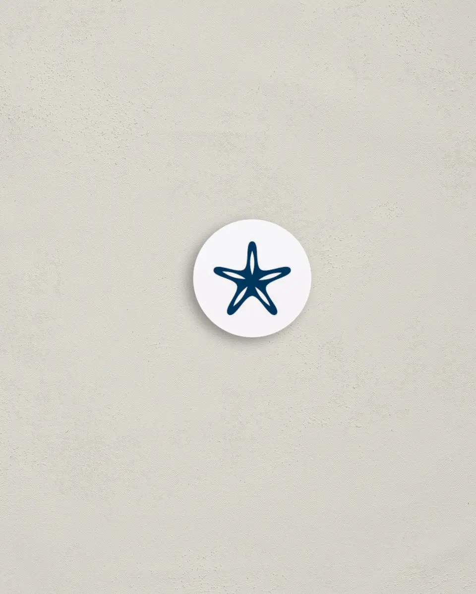 This is a 1¼" circle Envelope Seal called Beachcomber printed in full color