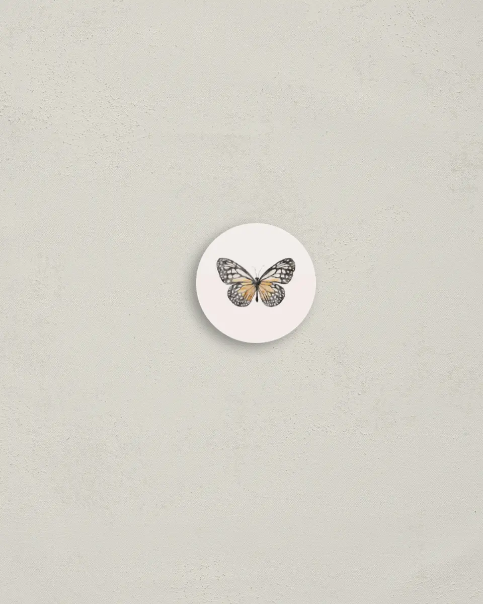 This is a 1¼" circle Envelope Seal called Gives Her Butterflies printed in full color