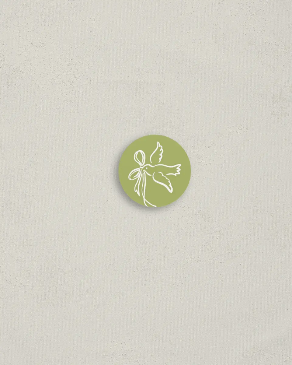 This is a 1¼" circle Envelope Seal called Wedding Whimsy printed in full color