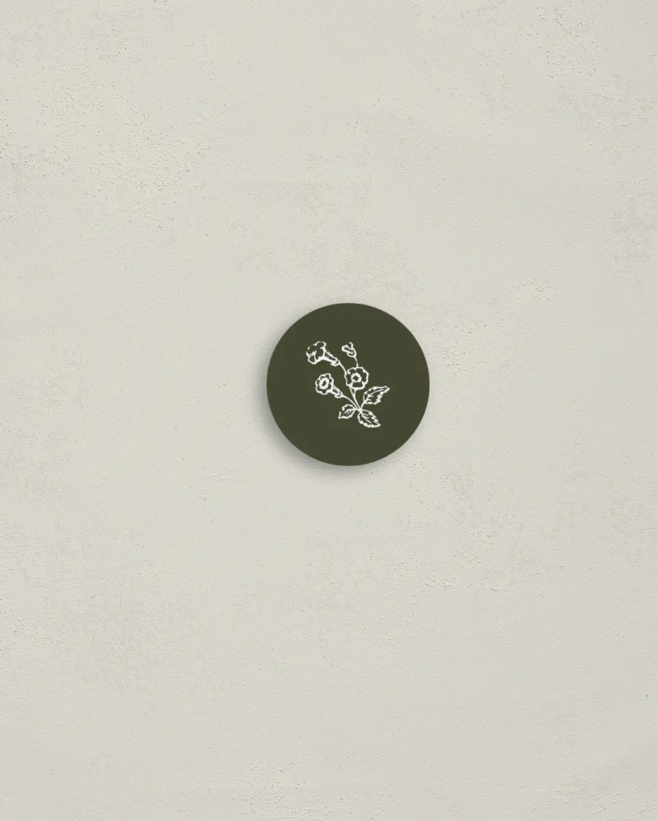 This is a 1¼" circle Envelope Seal called Holderness printed in full color