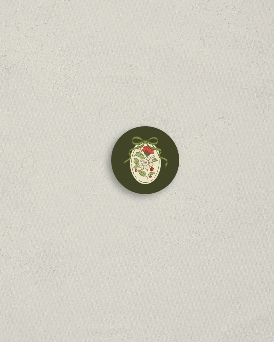 This is a 1¼" circle Envelope Seal called Yuletide Tapestry printed in full color