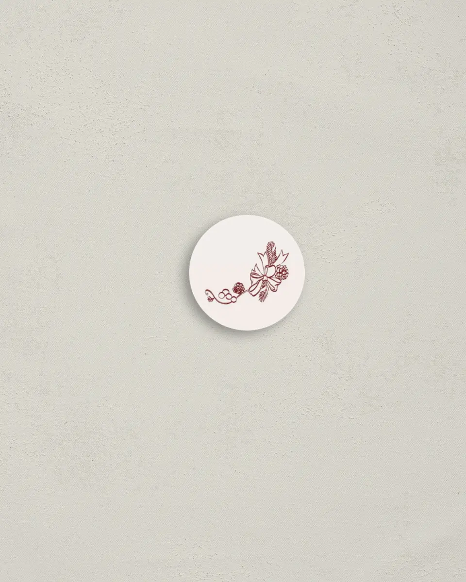 This is a 1¼" circle Envelope Seal called Wreath Tidings printed in full color