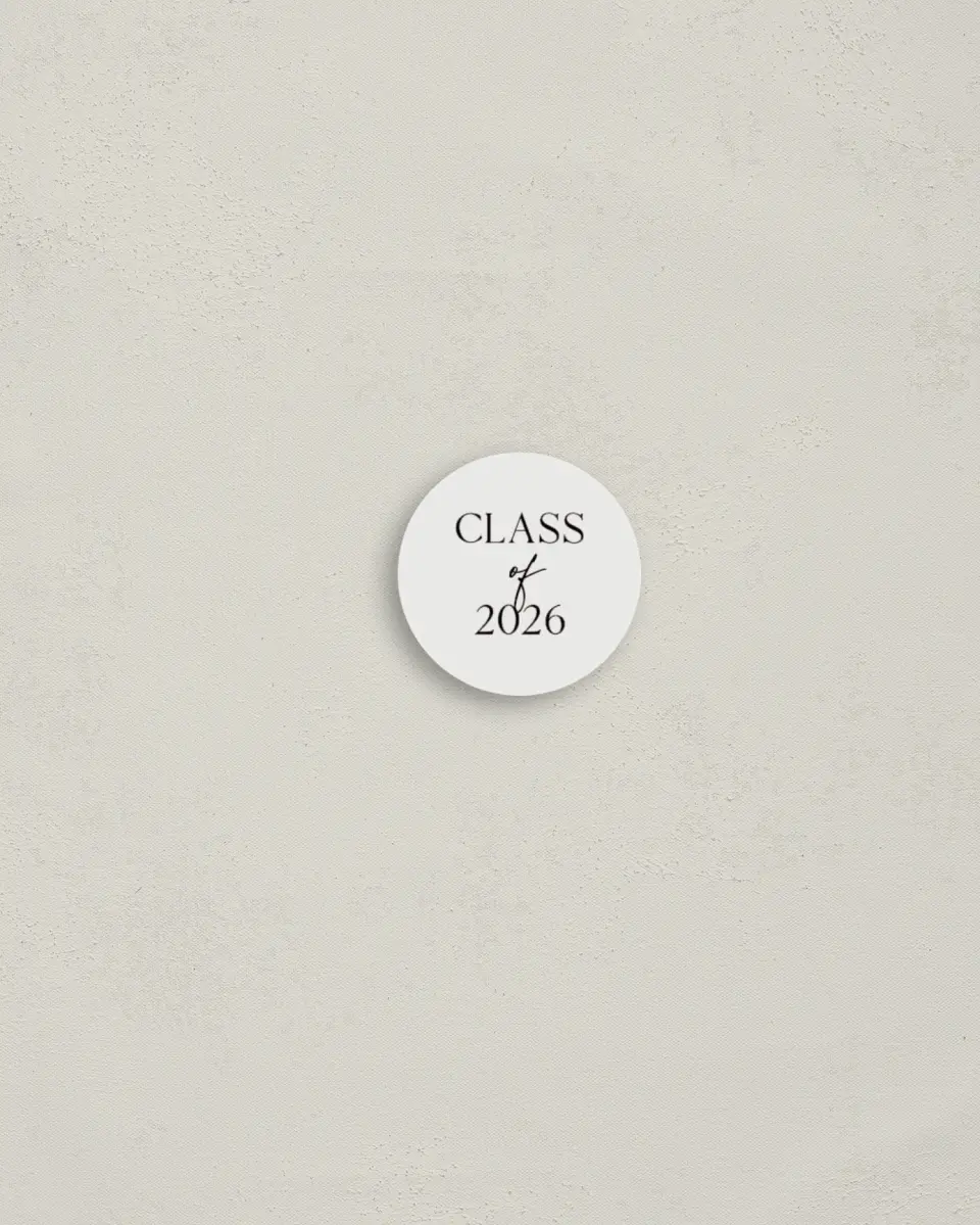 This is a 1¼" circle Envelope Seal called Effortless Edge printed in full color