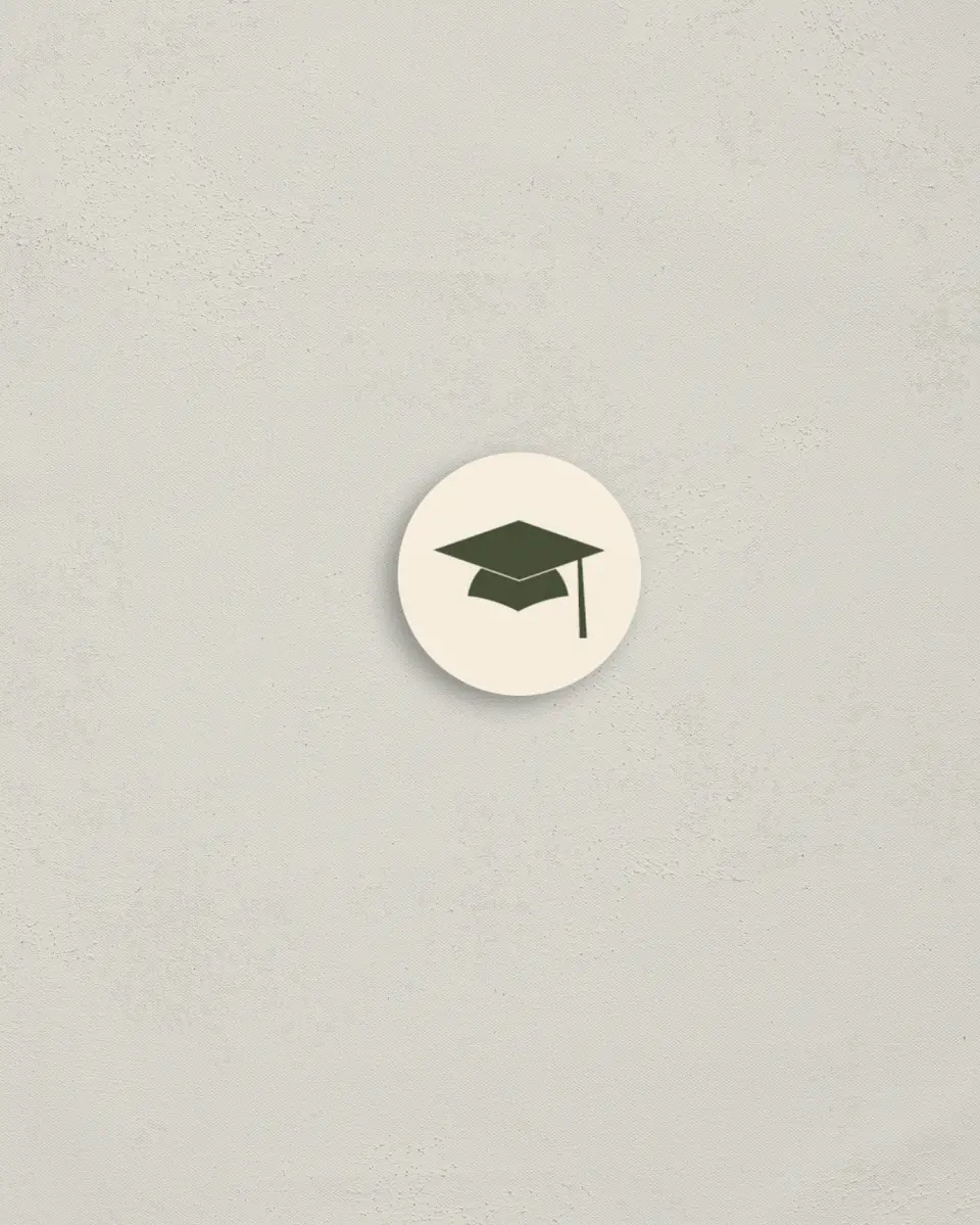 This is a 1¼" circle Envelope Seal called Mature Minimalist printed in full color
