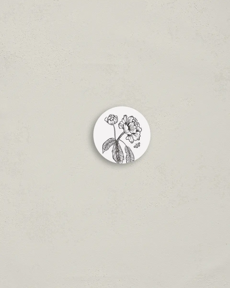 This is a 1¼" circle Envelope Seal called Opulent Endearment printed in full color