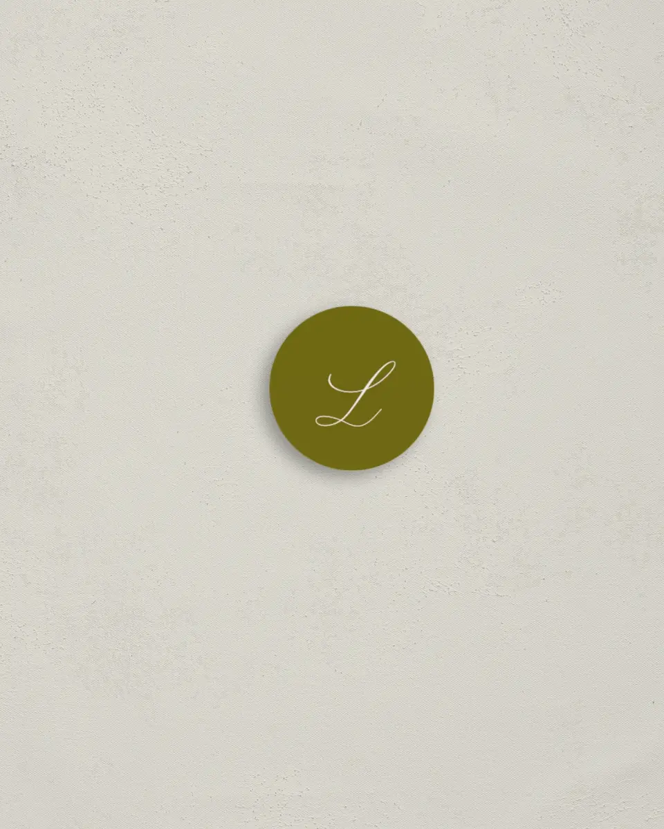 This is a 1¼" circle Envelope Seal called Vintage Keepsake printed in full color