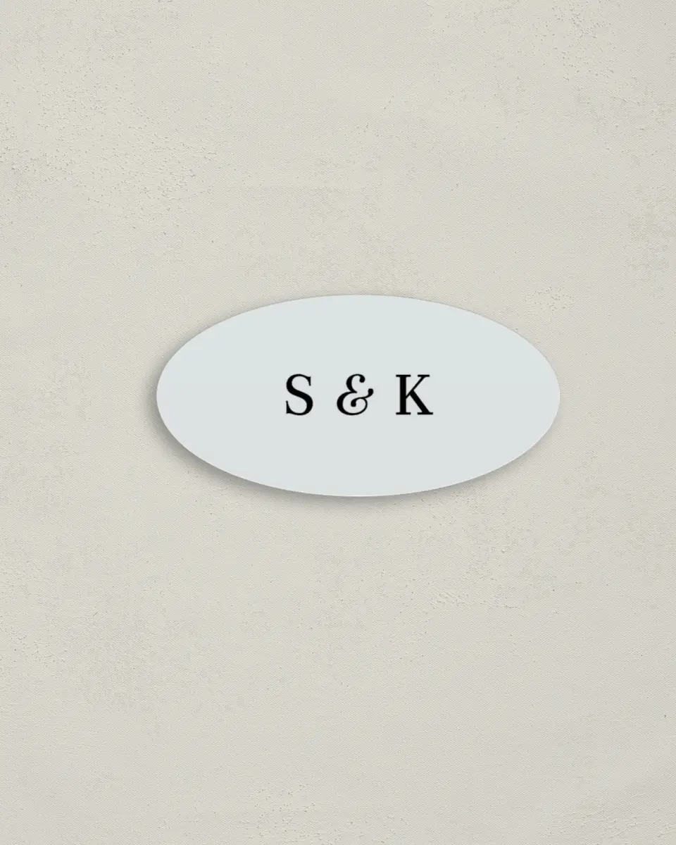 This is a 3" x 1½" Envelope Seal called Simple Portrait printed in full color