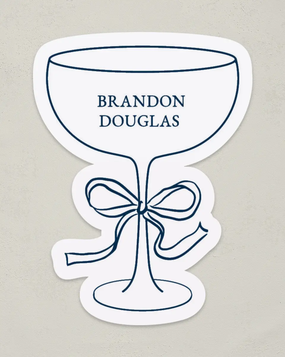 This is a 3" x 4" Wedding Place Card called Heirloom Crest printed in full color on Premium Smooth paper
