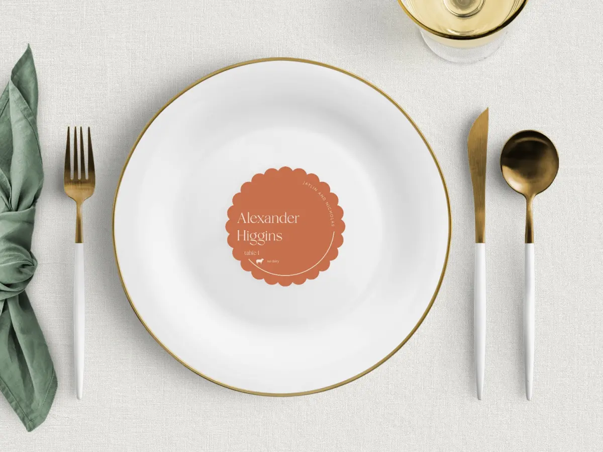 Scalloped Circle Place Cards