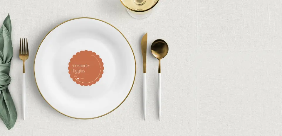 Scalloped Circle Place Cards