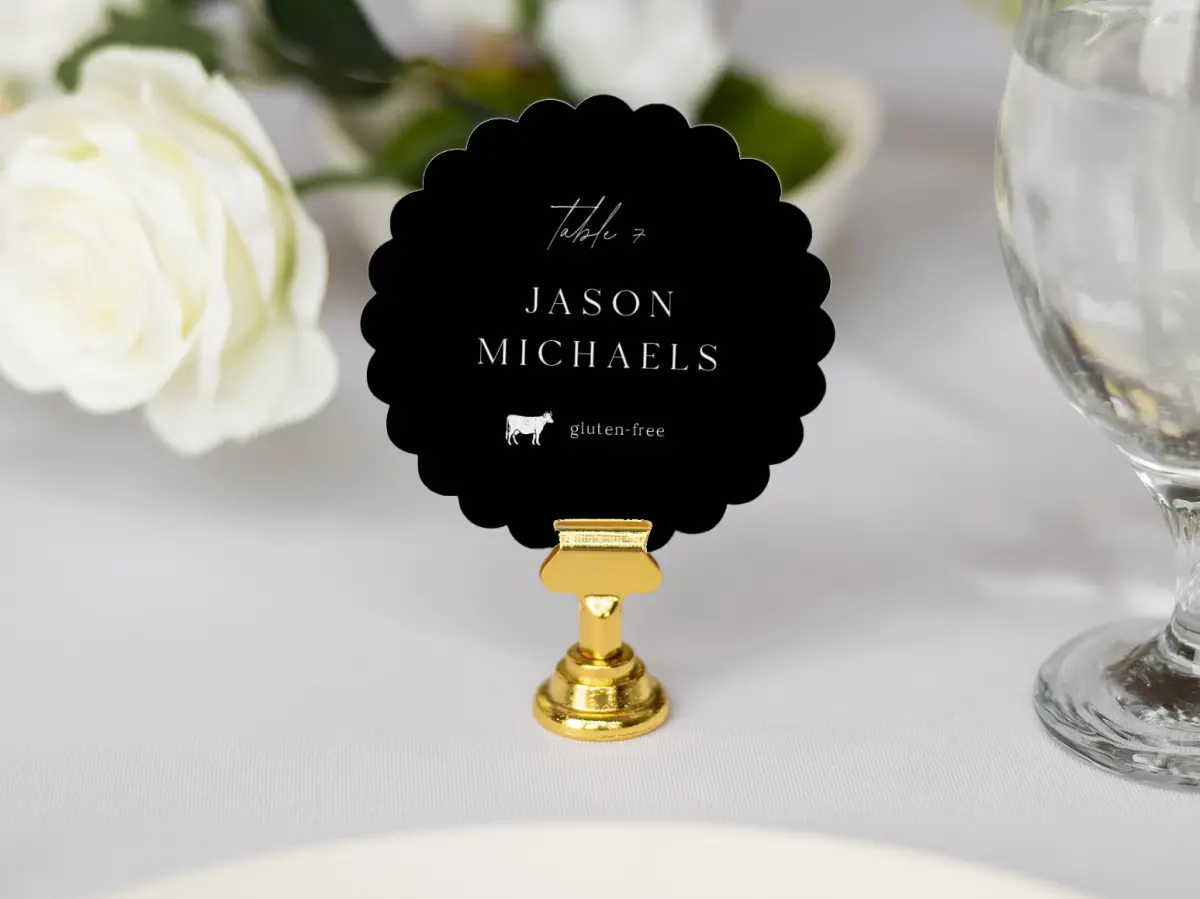 Scalloped Circle Place Cards