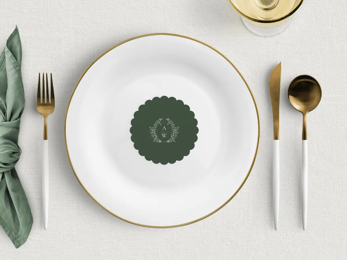 Scalloped Circle Place Cards